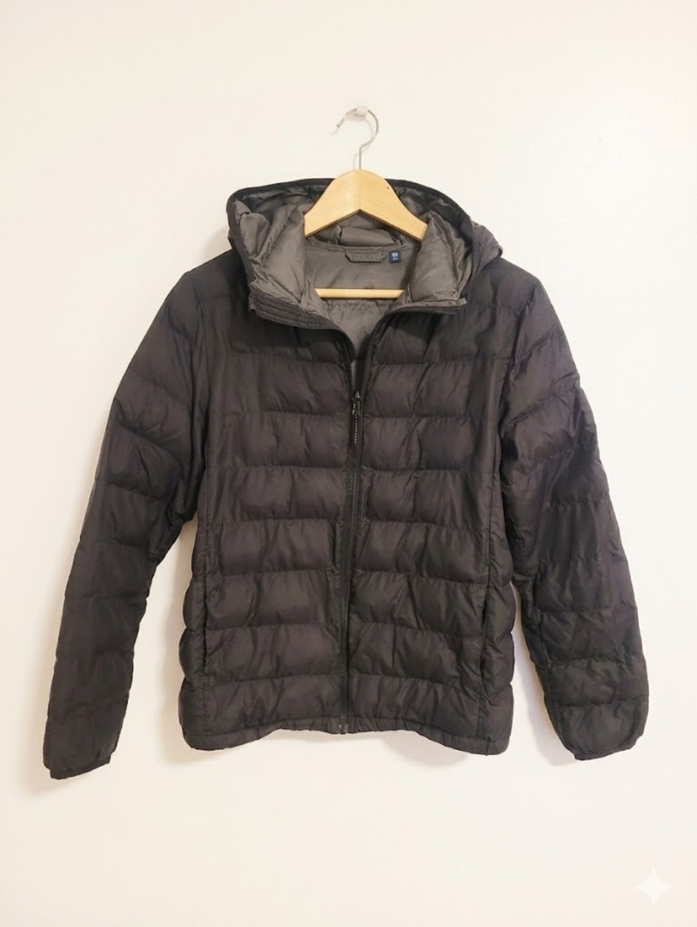Uniqlo Black Hooded Puffer Jacket Size 13 Youth Boy